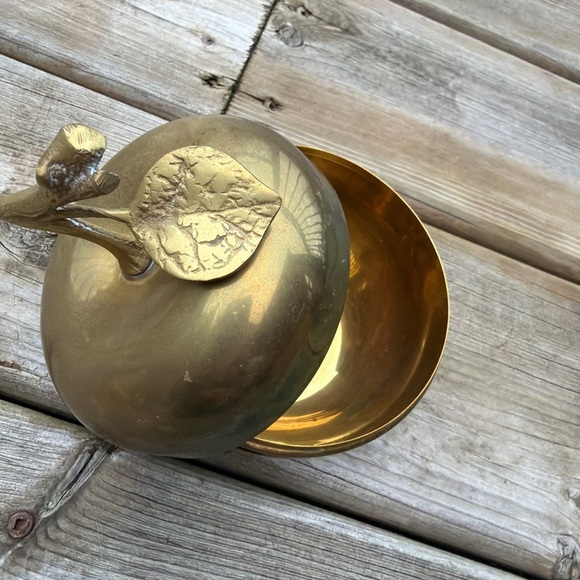 Vintage Apple set of 2 silver plated and brass trinket Box Container - Picture 6 of 15